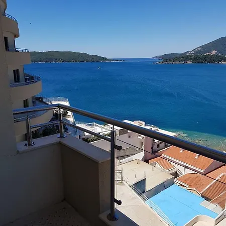 Apartment Luxury Trend *
