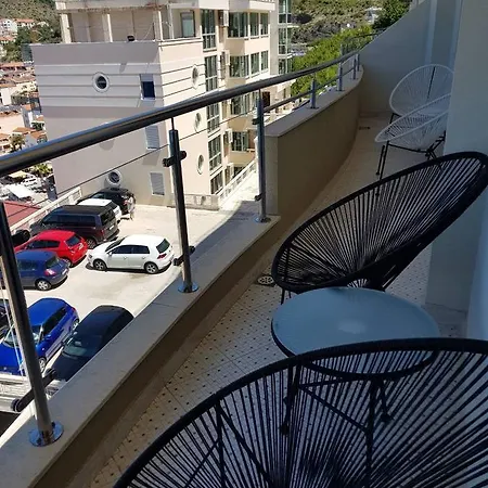 Luxury Trend Apartment